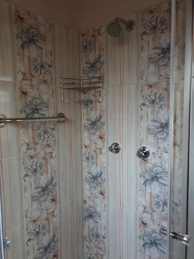 Christa'S Place 897 Pretoria-Noord 外观 照片