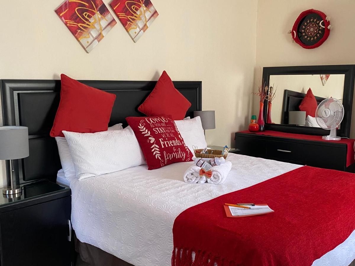 Christa'S Place 897 Pretoria-Noord 外观 照片